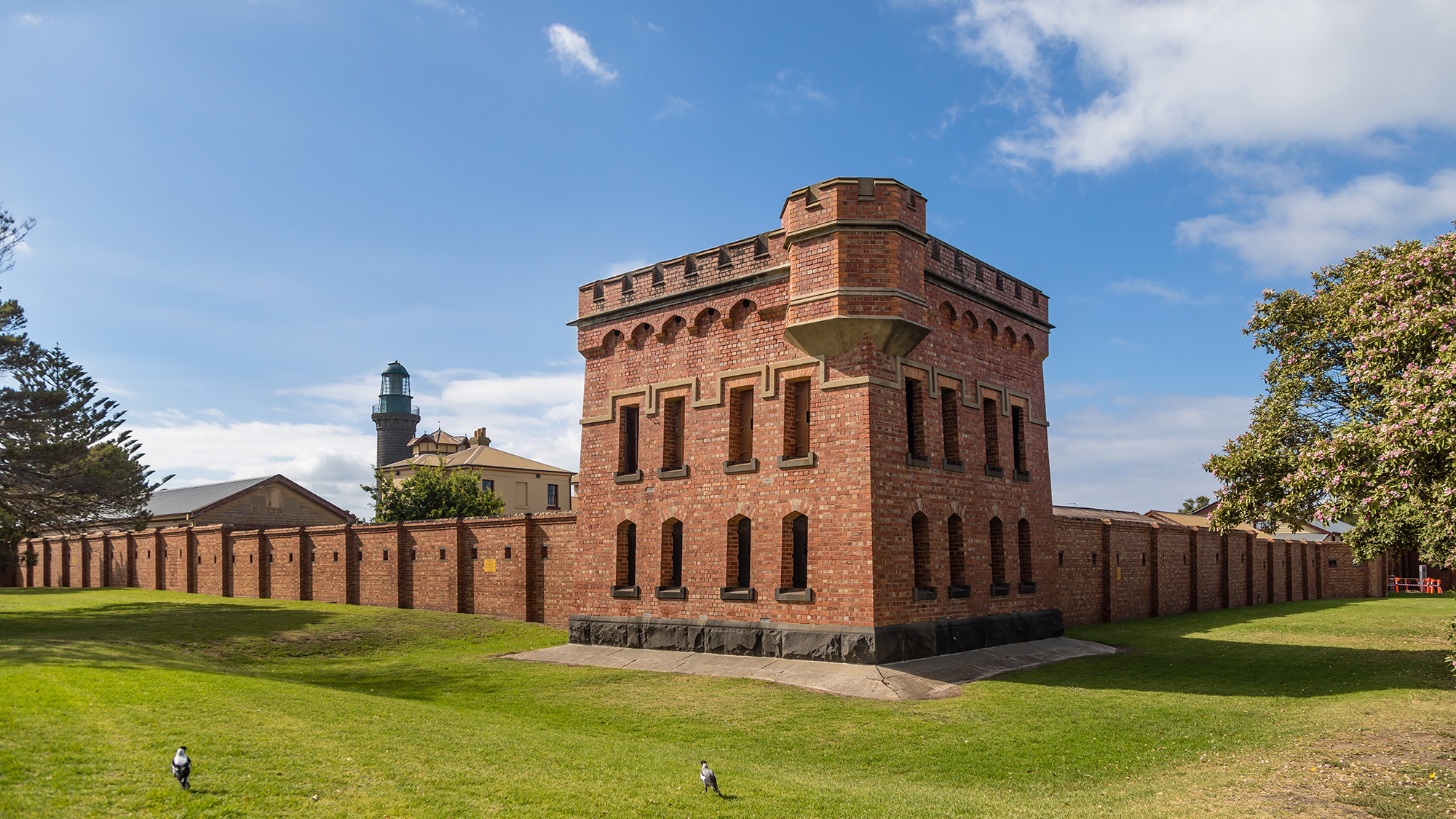 Queenscliff to host Senate inquiry into Labor's defence estate fire sale